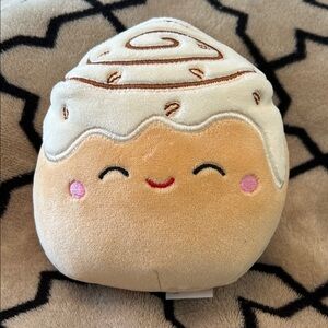 Squismallows Cinnamon Roll “Chanel”plush toy 5” Stuffed animal no tags